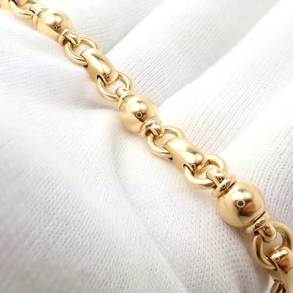 Authentic! Vintage Chanel 18k Yellow Gold Classic Link Bracelet - Picture 4 of 10